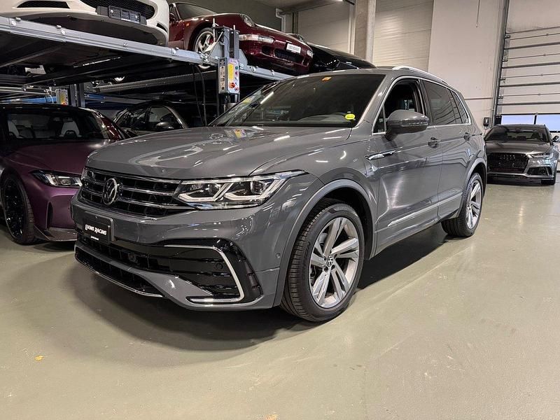 Gebraucht 2020 VW Tiguan R-line SUV | CHF 33’900 (Etwas zu teuer) - Bild 1/4