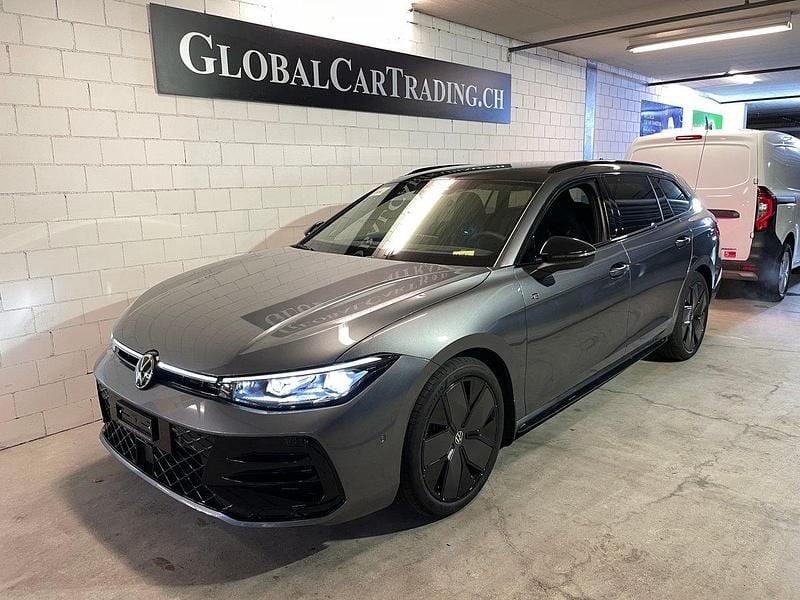 Gebraucht 2024 VW Passat R-line Kombi | CHF 54’700 - Bild 1/4