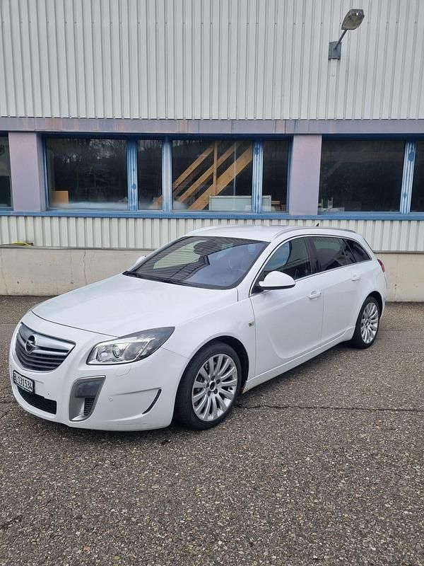 Gebraucht 2012 Opel Insignia OPC Kombi | CHF 9’500 (Etwas zu teuer) - Bild 1/4