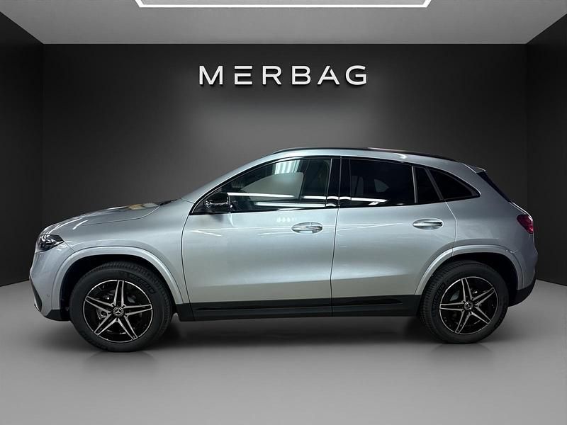 Neu Mercedes EQA300 167 kW (228 PS) 2025 Silber SUV