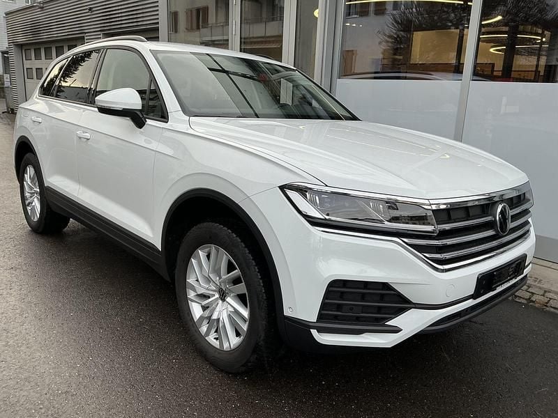 Gebraucht VW Touareg 231 PS (169 kW) 2025 Weiss SUV