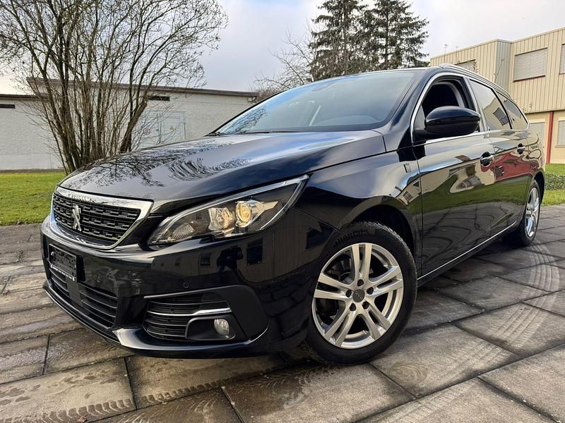 Gebraucht Peugeot 308 SW 130 PS (95 kW) 2019 Kombi