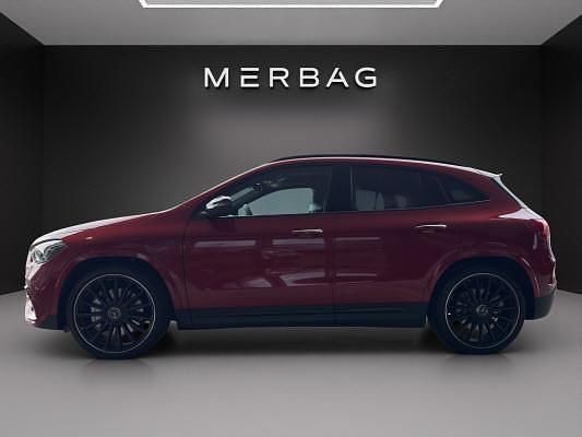 Neu Mercedes GLA35 AMG AMG 306 PS (225 kW) 2025 Rot SUV