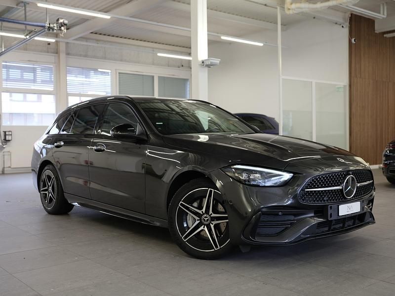 Gebraucht Mercedes C300e AMG line 313 PS (230 kW) 2022