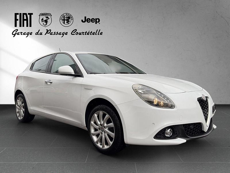 Gebraucht Alfa Romeo Giulietta 150 PS (110 kW) 2018 Kleinwagen