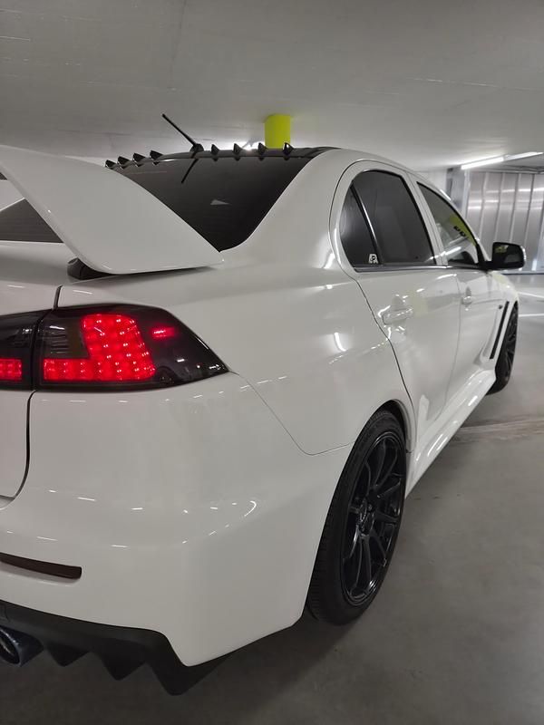 Gebraucht Mitsubishi Lancer 295 PS (216 kW) 2014 Limousine
