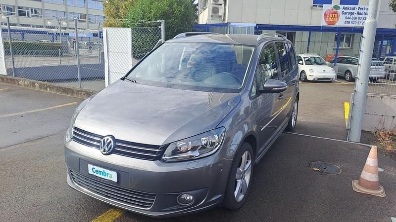 Gebraucht 2013 VW Touran Comfortline Van / Kleinbus | CHF 11’900 (Teuer) - Bild 1/4