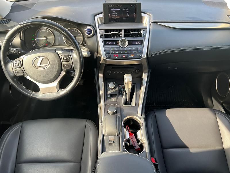 Gebraucht Lexus NX300h Business Edition 197 PS (144 kW) 2017 SUV