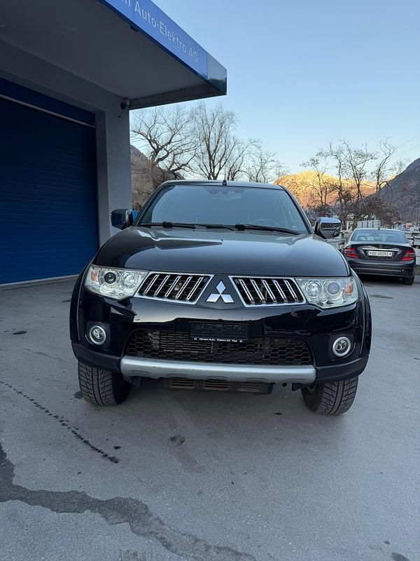 Gebraucht Mitsubishi L200 Intense 178 PS (130 kW) 2014 Abholung