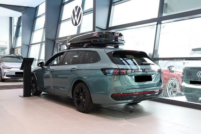 Neu VW Passat R-line 193 PS (141 kW) 2025 Kombi