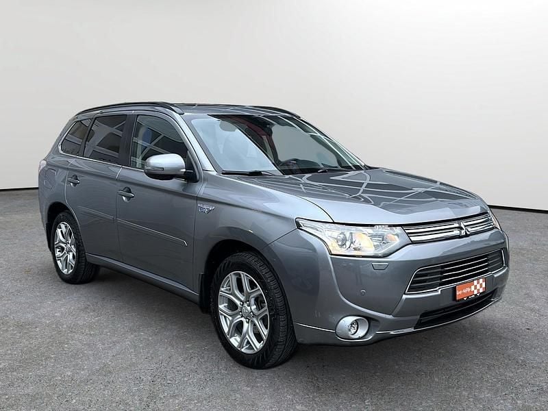 Gebraucht 2014 Mitsubishi Outlander P-HEV | CHF 11’900 (Etwas zu teuer) - Bild 1/4