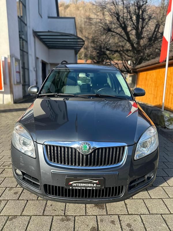 Gebraucht Skoda Roomster Style 105 PS (77 kW) 2009 Van / Kleinbus