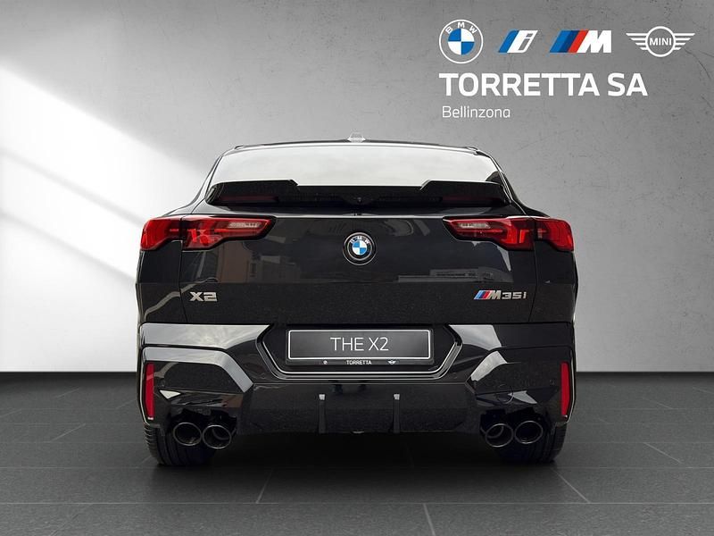 Neu BMW X2 Luxury Line 300 PS (220 kW) 2025 Schwarz SUV