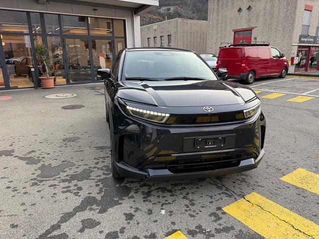 Neu Toyota Urban Cruiser Premium 135 kW (184 PS) 2025 Grau SUV