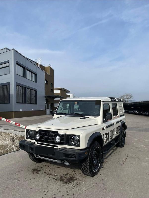 Neu Ineos Grenadier 249 PS (183 kW) 2025 Kombi