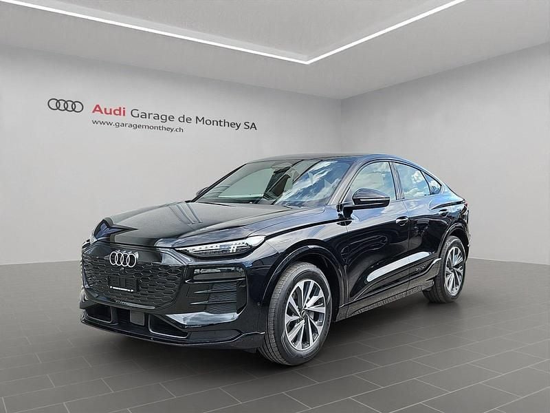 Neu Audi Q6 Sportback e-tron Ambiente 285 kW (388 PS) 2026 SUV