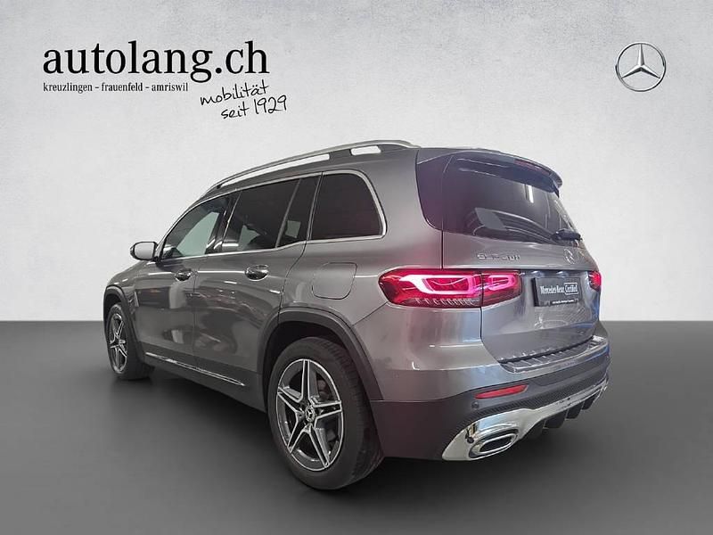 Gebraucht Mercedes GLB200 AMG line 163 PS (119 kW) 2021 Grau SUV