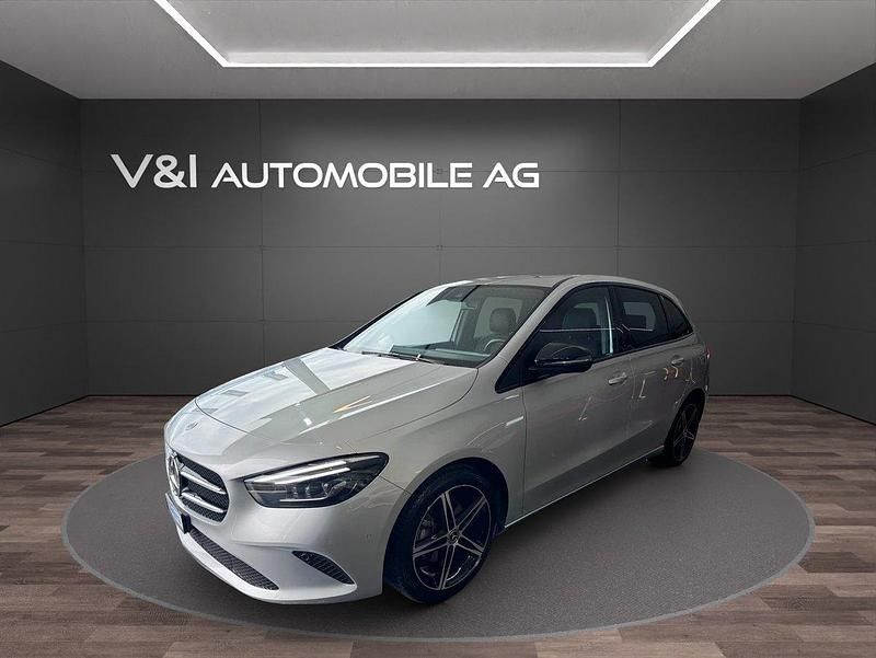 Gebraucht 2022 Mercedes B200 Night Van / Kleinbus | CHF 25’800 (Fairer Preis) - Bild 1/4