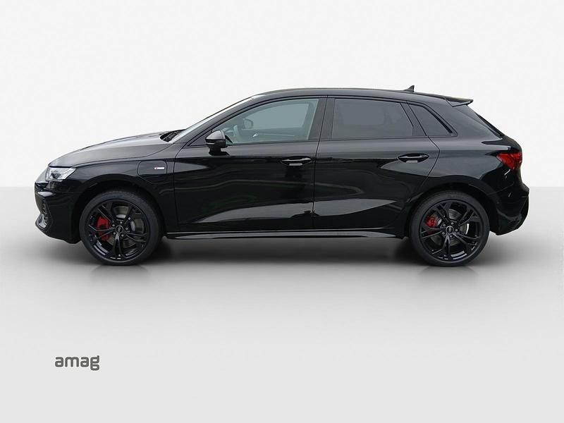 Gebraucht Audi A3 Sportback e-tron Attraction 272 PS (200 kW) 2025 Kleinwagen