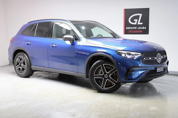 Gebraucht Mercedes GLC300e AMG line 258 PS (189 kW) 2023 Blau SUV