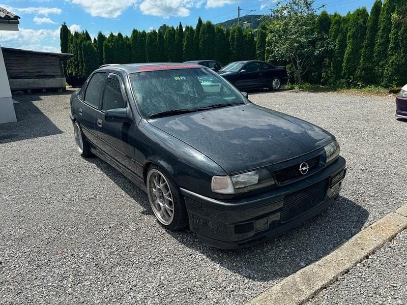 Gebraucht 1993 Opel Vectra Limousine | CHF 12’499 - Bild 1/4