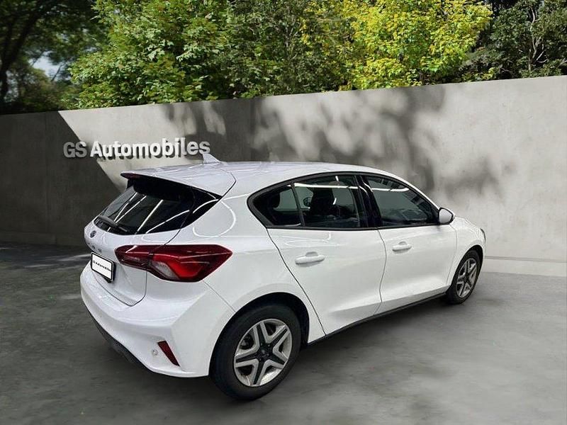 Gebraucht Ford Focus Cool & Connect 120 PS (88 kW) 2022 Limousine