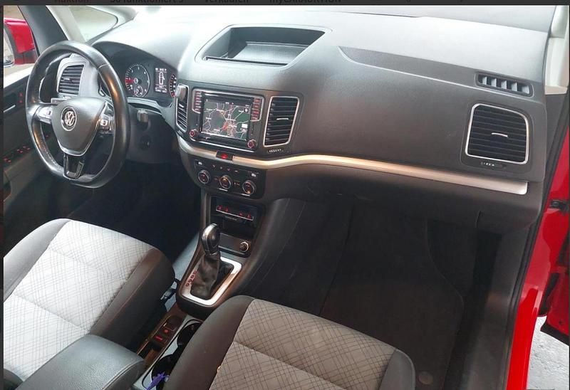 Gebraucht VW Sharan Comfortline 150 PS (110 kW) 2017 Van / Kleinbus