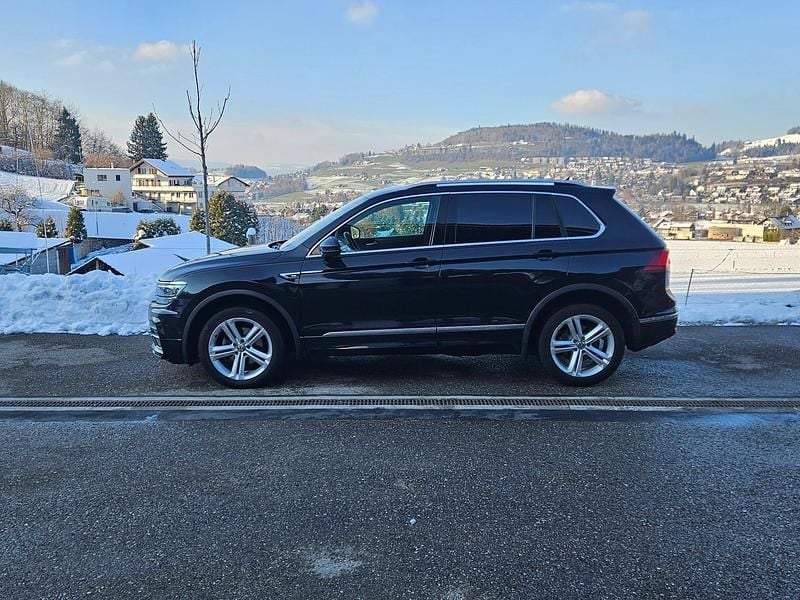 Gebraucht 2018 VW Tiguan Highline SUV | CHF 17’499 (Superpreis) - Bild 1/4