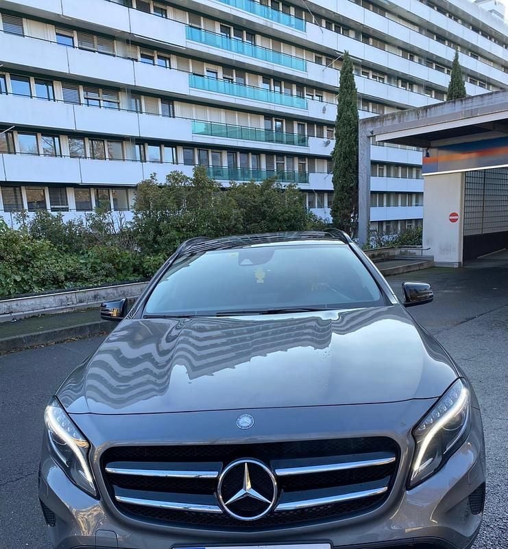Gebraucht Mercedes GLA200 156 PS (114 kW) 2016 SUV
