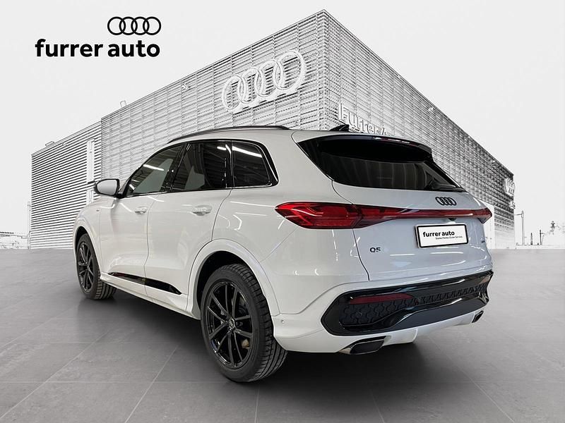 Neu Audi Q5 Ambiente 204 PS (150 kW) 2026 Weiss SUV