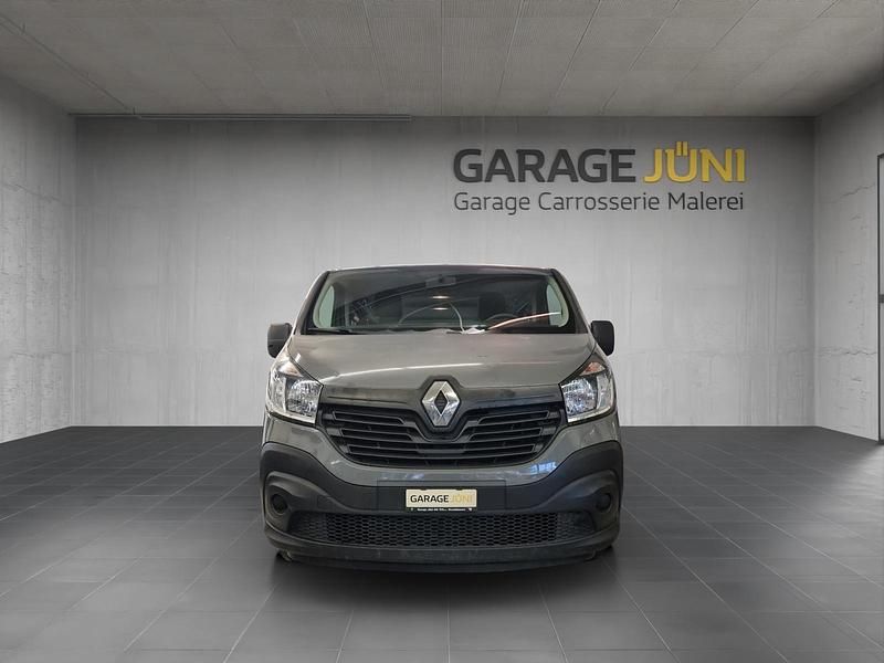Gebraucht Renault Trafic Zen 121 PS (88 kW) 2018 Grau Van / Kleinbus
