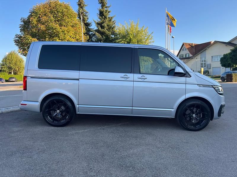 Gebraucht VW Multivan Highline 204 PS (150 kW) 2021 Van