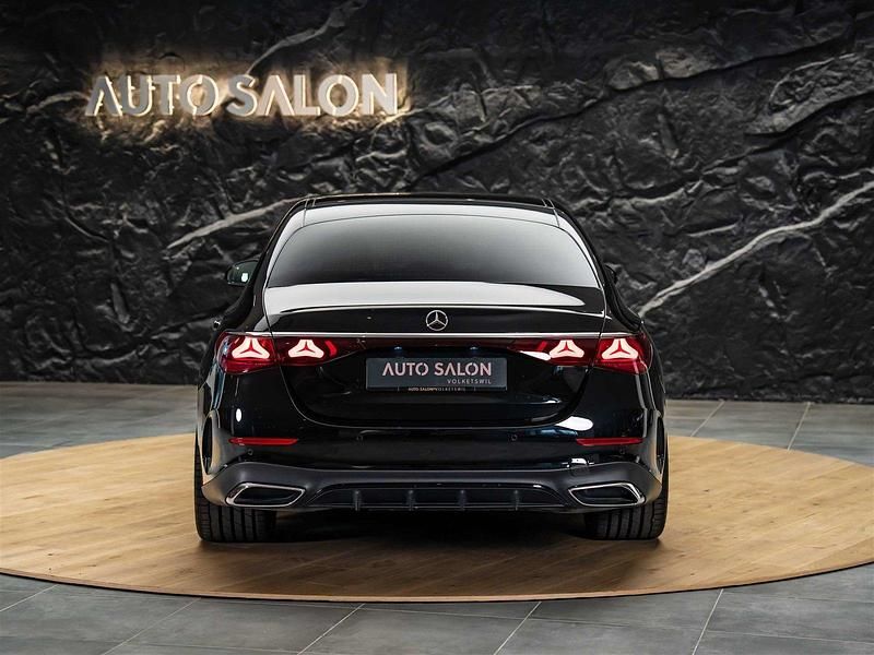 Gebraucht Mercedes E220 AMG line 197 PS (144 kW) 2024 Limousine