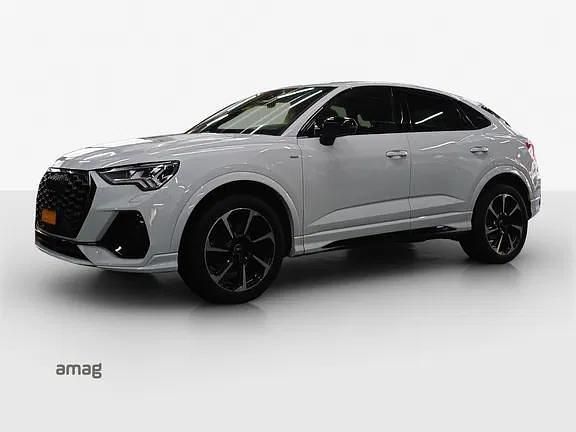 Gebraucht Audi Q3 Sportback Attraction 150 PS (110 kW) 2022 Gletscherweiss metallic SUV
