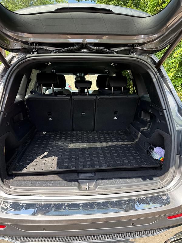 Gebraucht Mercedes GLB250 AMG line 224 PS (164 kW) 2020 SUV