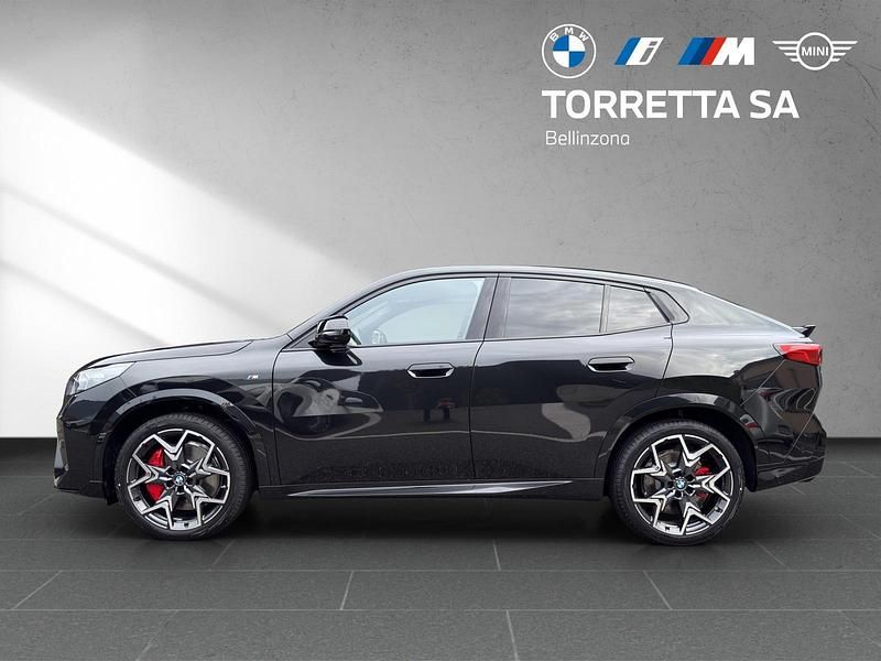 Neu BMW X2 Luxury Line 300 PS (220 kW) 2025 Schwarz SUV