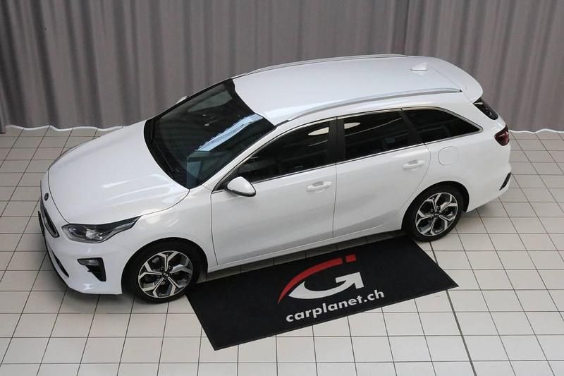 Gebraucht Kia Ceed Sportswagon 136 PS (100 kW) 2022 Weiss Kombi