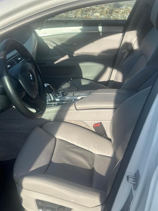 Gebraucht BMW 535 313 PS (230 kW) 2013 Kombi