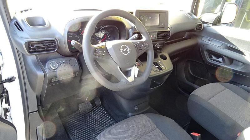 Gebraucht Opel Combo-e Life XL Enjoy 100 kW (136 PS) 2022 Van / Kleinbus