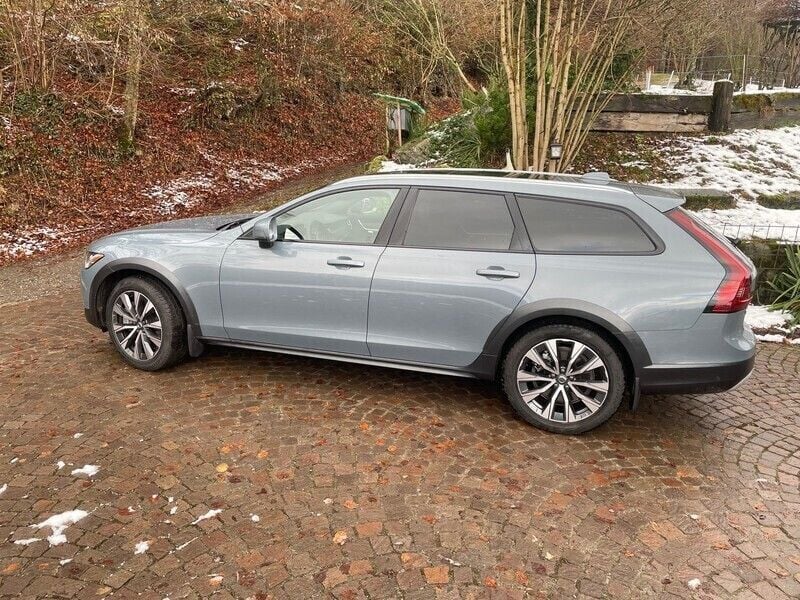Gebraucht 2023 Volvo V90 CC Plus Kombi | CHF 52’000 - Bild 1/4