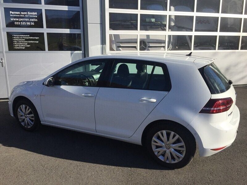 Gebraucht VW e-Golf 85 kW (116 PS) 2014 Kleinwagen
