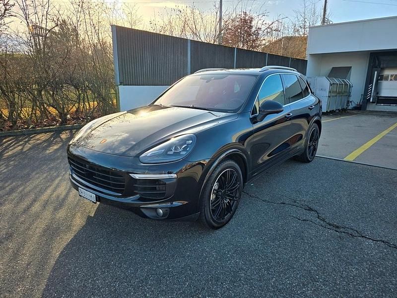 Gebraucht 2017 Porsche Cayenne SUV | CHF 36’900 - Bild 1/4