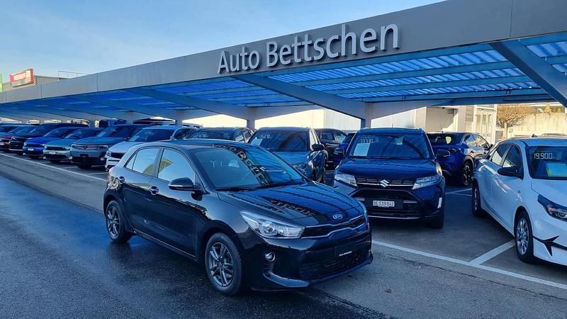 Schwarz Gebraucht 2021 Kia Rio Limousine | CHF 15’750 (Etwas zu teuer) - Bild 1/4