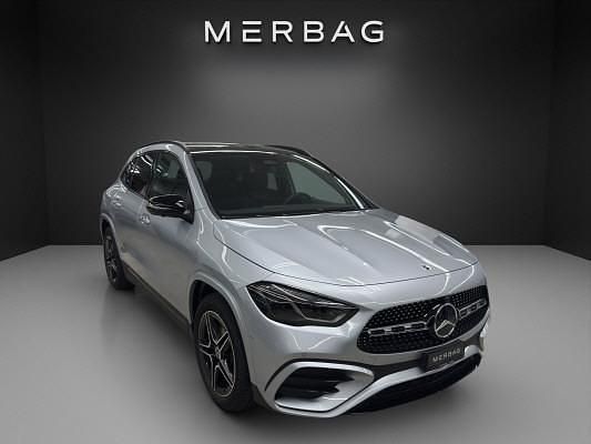 Neu Mercedes GLA200 163 PS (119 kW) 2025 Silber SUV