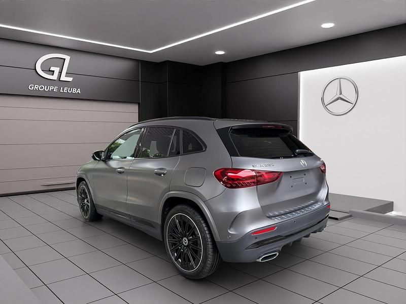 Neu Mercedes GLA250 224 PS (164 kW) 2026 Grau SUV