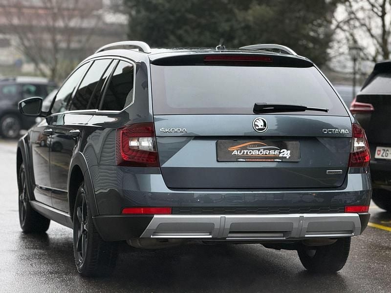 Gebraucht Skoda Octavia Scout 180 PS (132 kW) 2017 Kombi