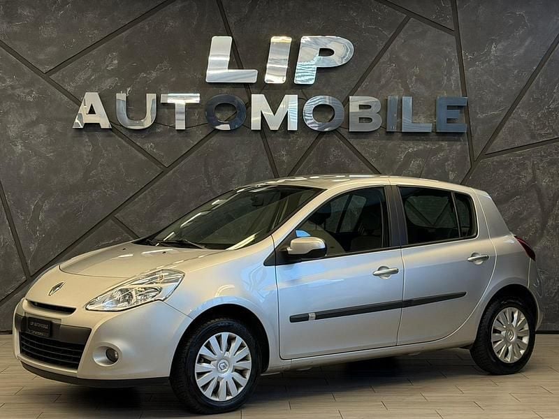 Gebraucht Renault Clio II Expression 75 PS (55 kW) 2009 Kleinwagen