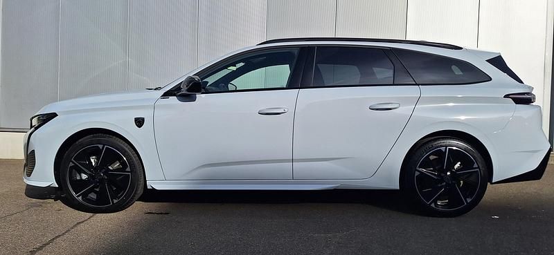 Gebraucht Peugeot 308 SW GT 114 kW (156 PS) 2024 Weiss Kombi
