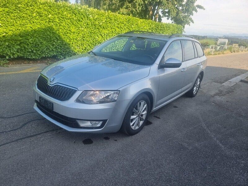 Gebraucht Skoda Octavia Ambition 105 PS (77 kW) 2014 Kombi