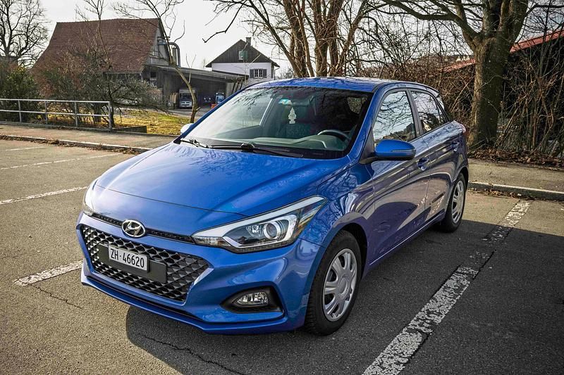 Gebraucht Hyundai i20 100 PS (73 kW) 2019 Kleinwagen